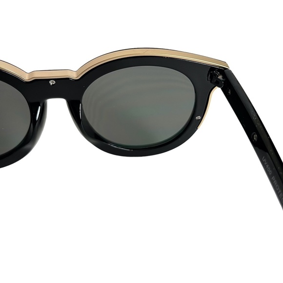 SUNGLASSES SUN GLASSES Shades Round Plastic Arrow Gold Toned Trim Vacation Beach - Picture 11 of 16